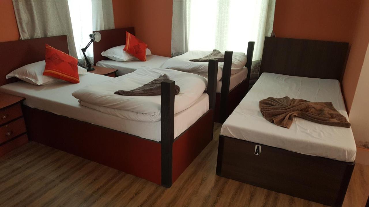 Bnb Royal Tourist House Kathmandu Bagian luar foto