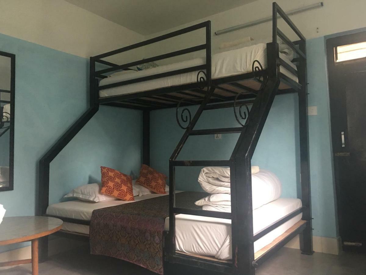 Bnb Royal Tourist House Kathmandu Bagian luar foto